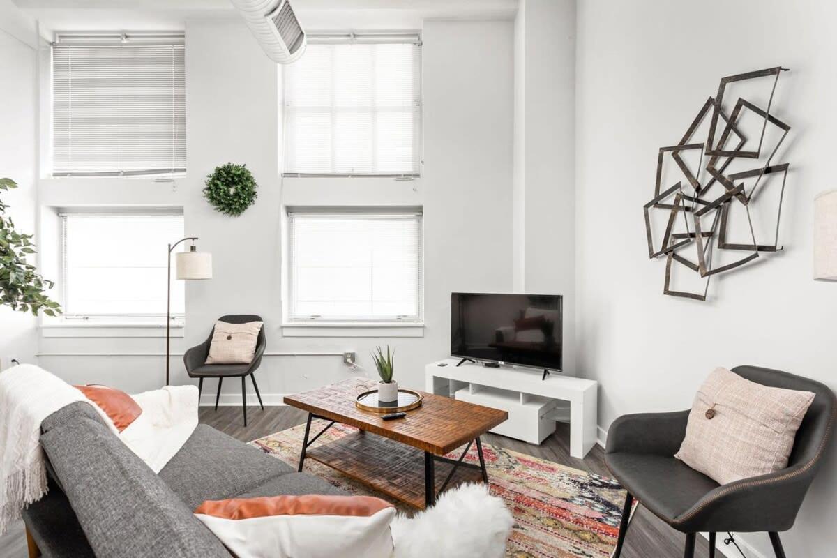 Modern Downtown Apartment 2Br 2Ba By Cozysuites Indianapolis Kültér fotó