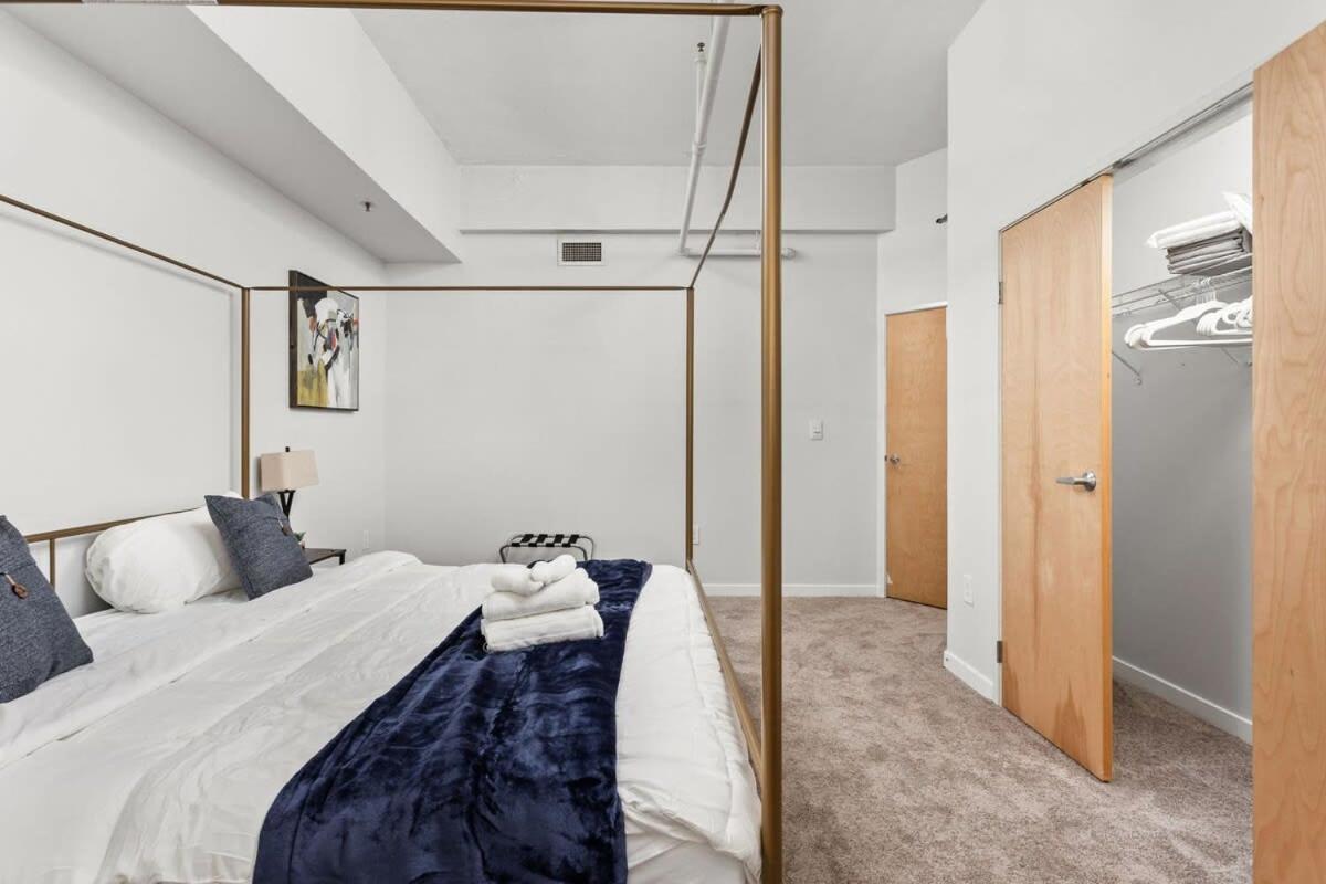 Modern Downtown Apartment 2Br 2Ba By Cozysuites Indianapolis Kültér fotó